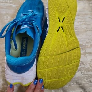 Hoka Carbon X2